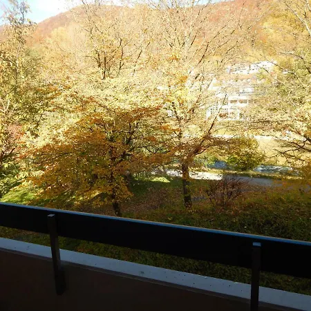 Free - Bei Den Thermen *